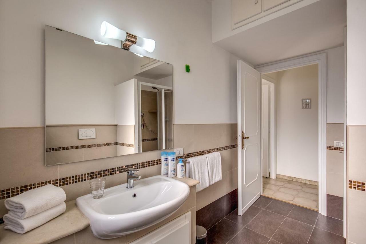 Casa Di Luca _ 3 Bdr Apartment Roma Ngoại thất bức ảnh